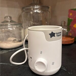 Tommee Tippee White Bottle Warmer